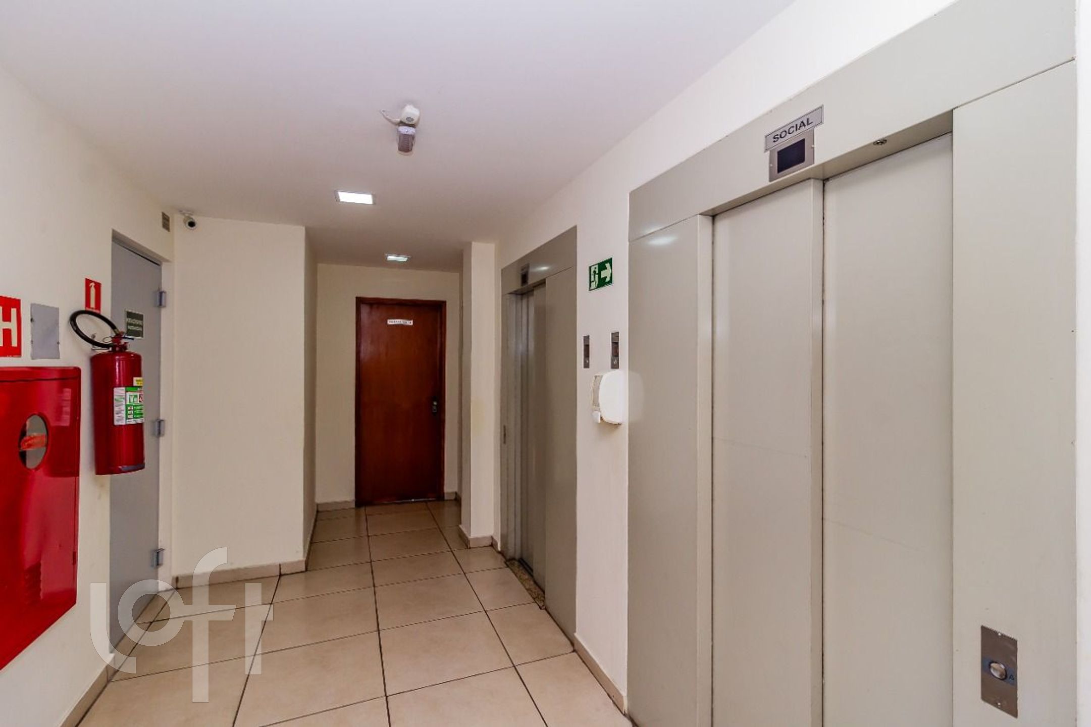 Apartamento à venda com 2 quartos, 60m² - Foto 51