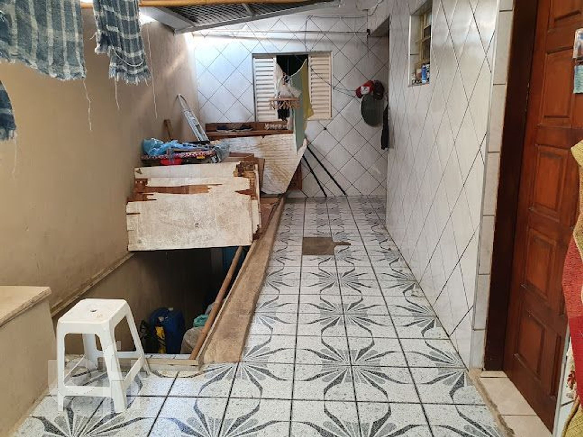 Casa à venda com 4 quartos, 100m² - Foto 19