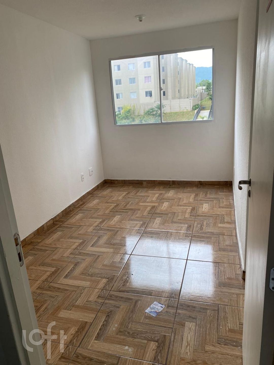 Apartamento à venda com 2 quartos, 41m² - Foto 2