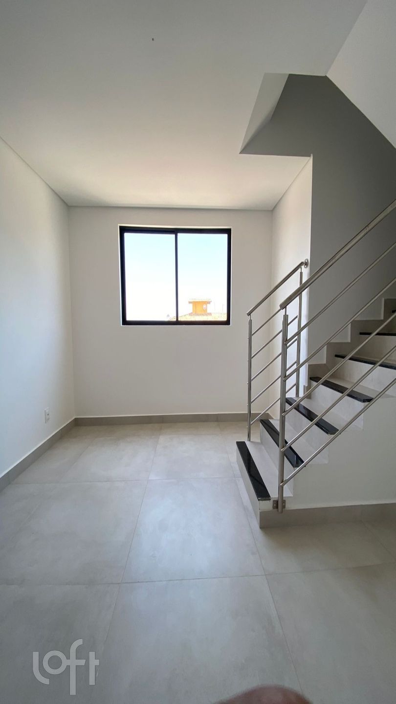 Apartamento à venda com 3 quartos, 118m² - Foto 3