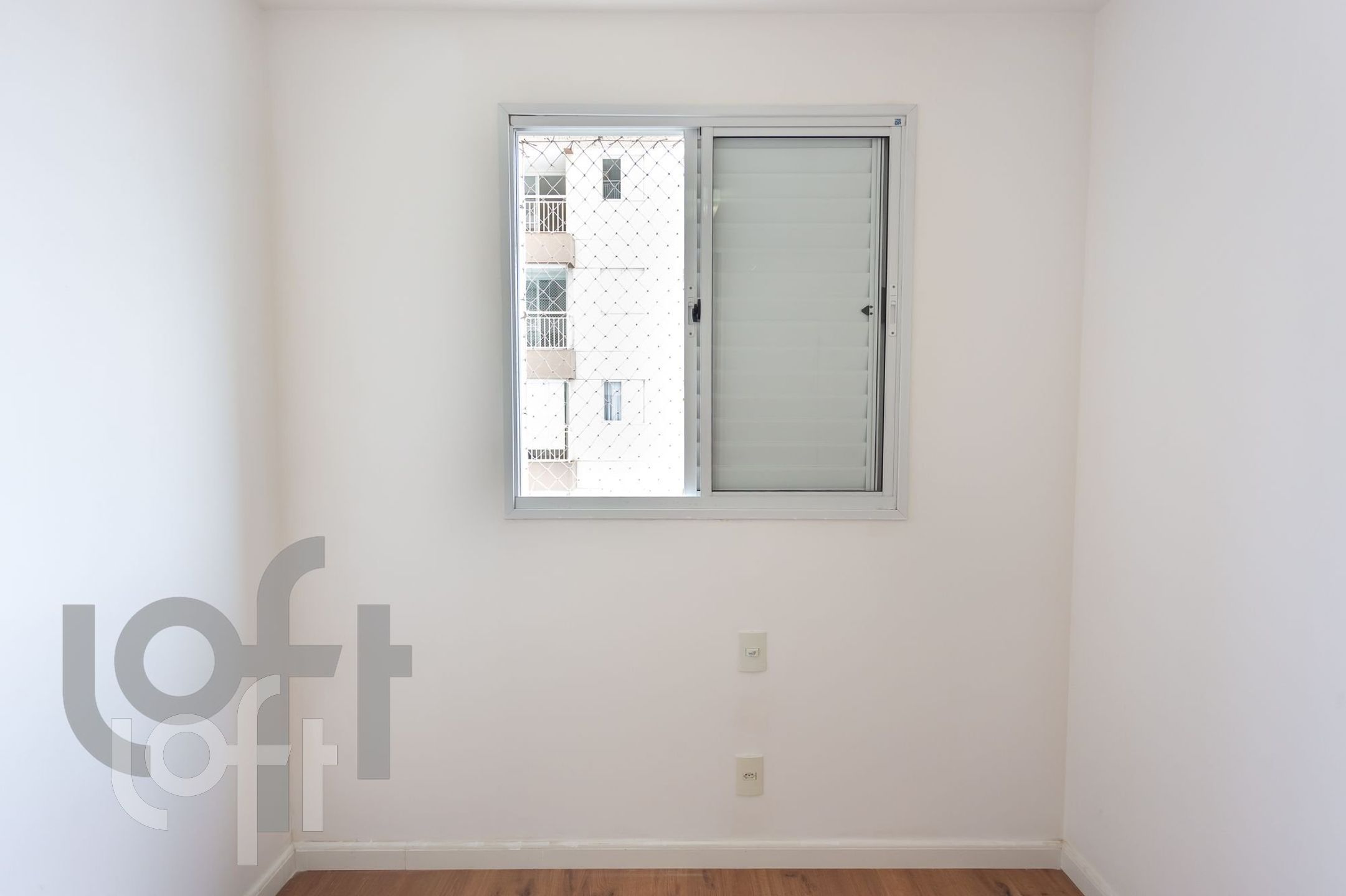 Apartamento à venda com 2 quartos, 58m² - Foto 4