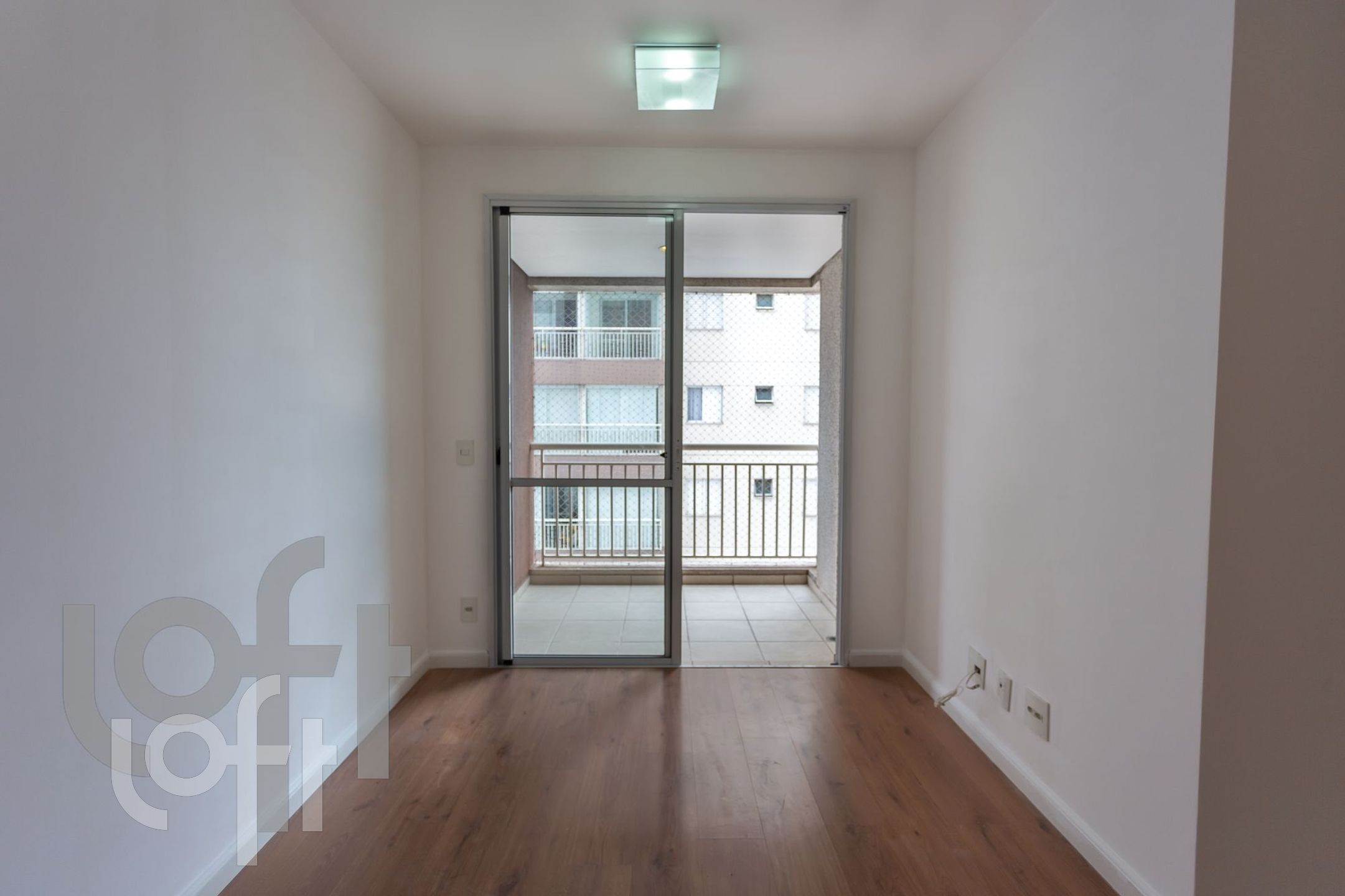 Apartamento à venda com 2 quartos, 58m² - Foto 1