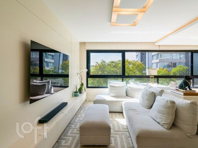 Apartamento com 107m², 2 dormitórios, 2 suítes, 2 vagas, Petrópolis em Porto Alegre