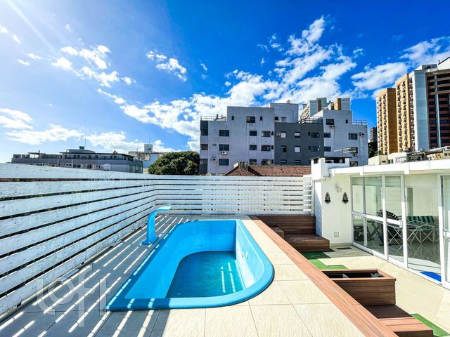 Apartamento com 207m², 3 dormitórios, 2 suítes, 2 vagas, Rio Branco em Porto Alegre