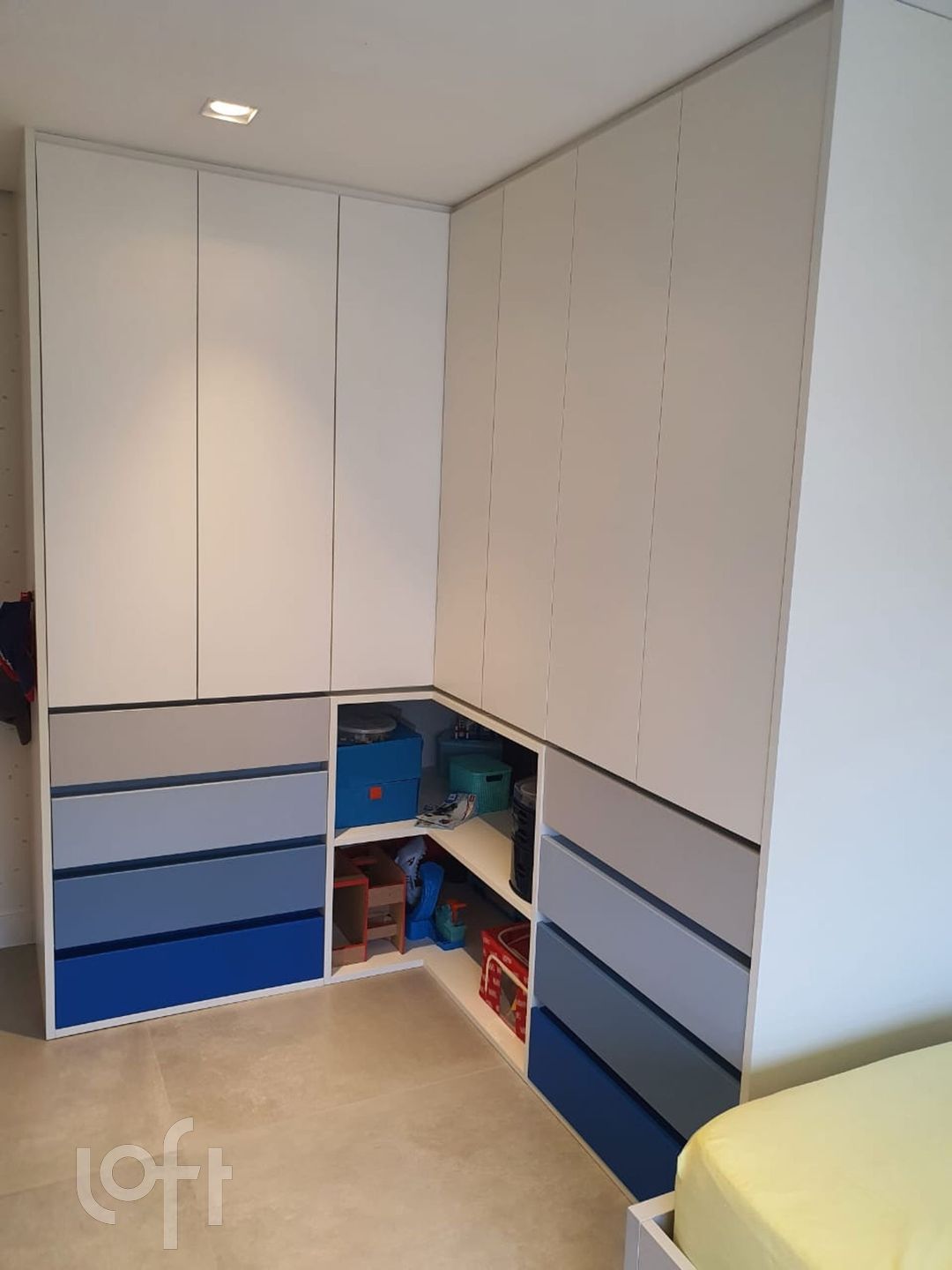 Apartamento à venda com 3 quartos, 134m² - Foto 3