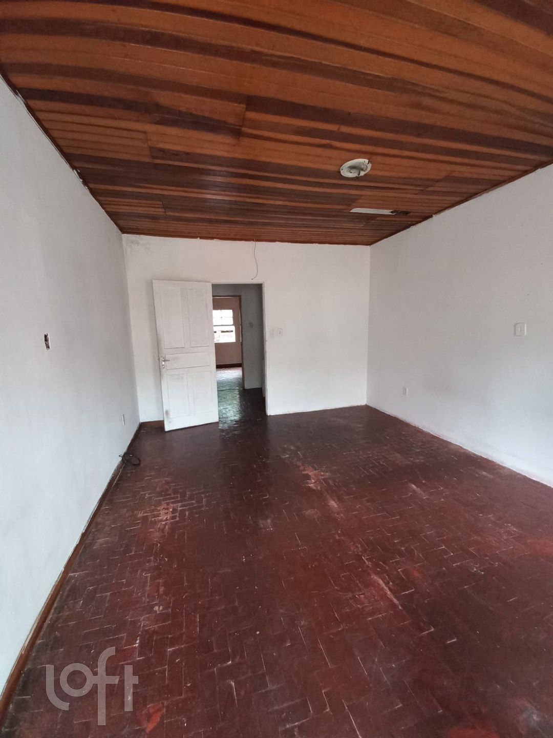 Casa à venda com 2 quartos, 90m² - Foto 7