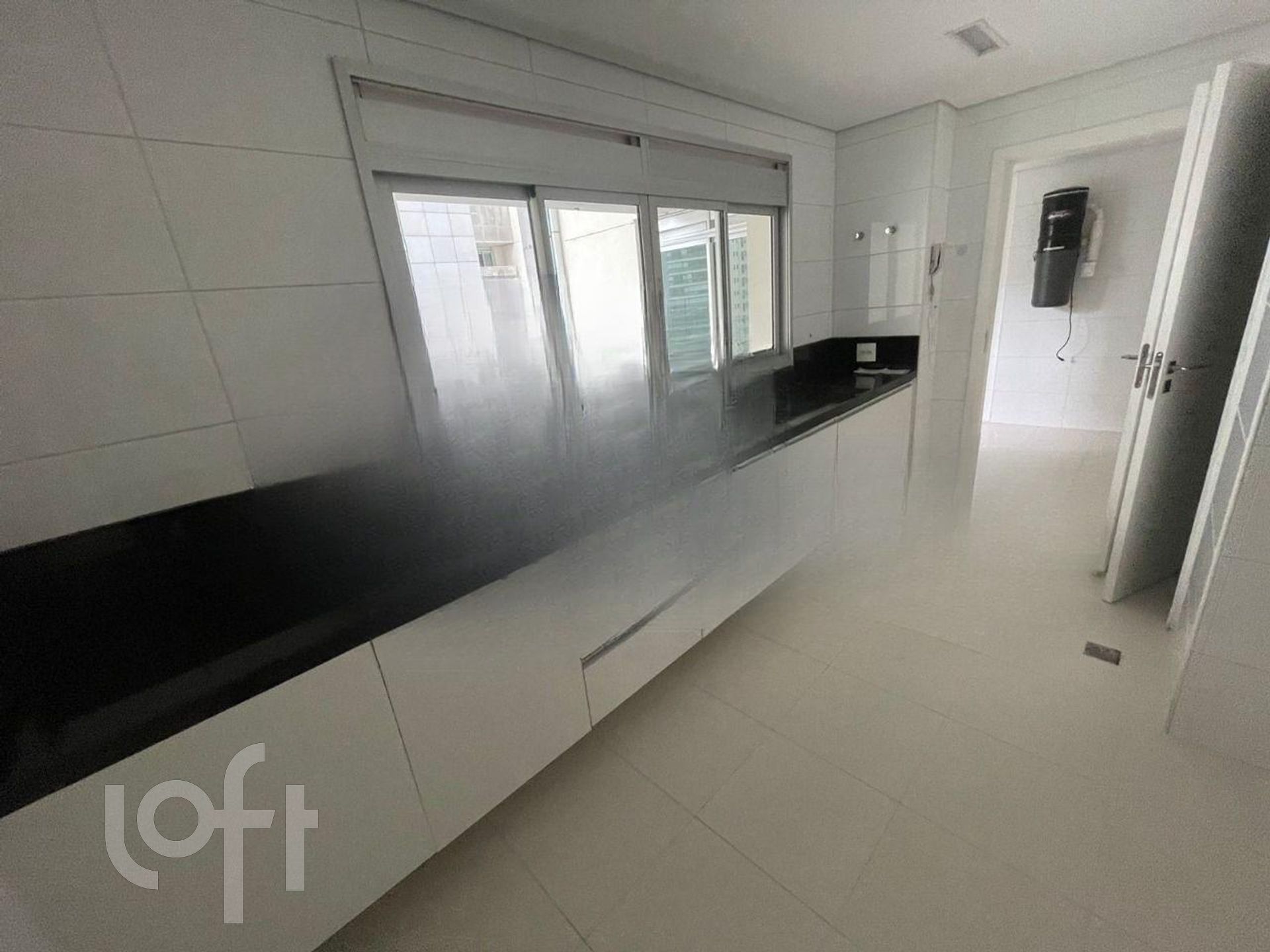 Apartamento à venda com 4 quartos, 298m² - Foto 20