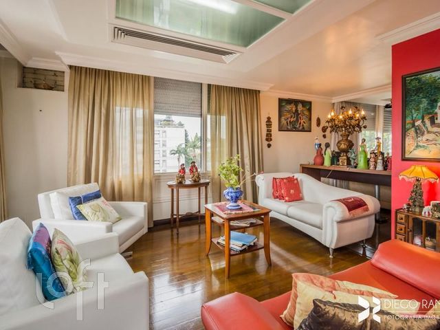Apartamento com 368m², 3 dormitórios, 2 suítes, 4 vagas, Auxiliadora em Porto Alegre