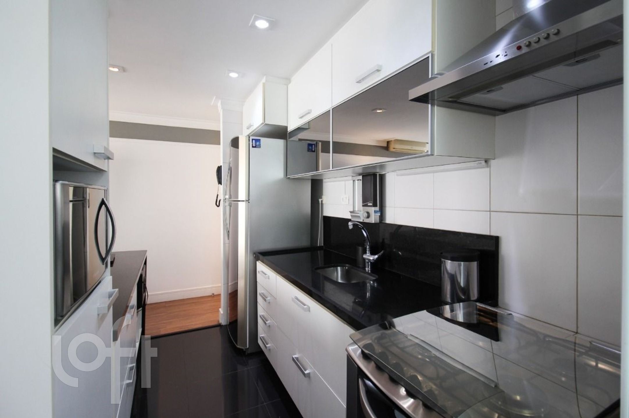 Apartamento à venda com 2 quartos, 60m² - Foto 7