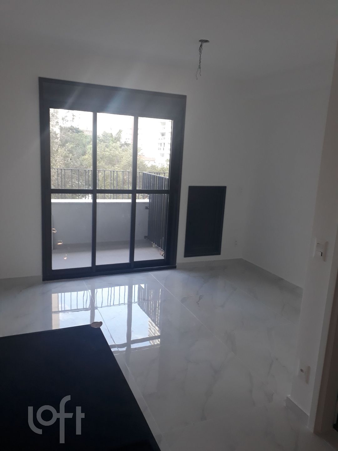 Apartamento à venda com 1 quarto, 27m² - Foto 1