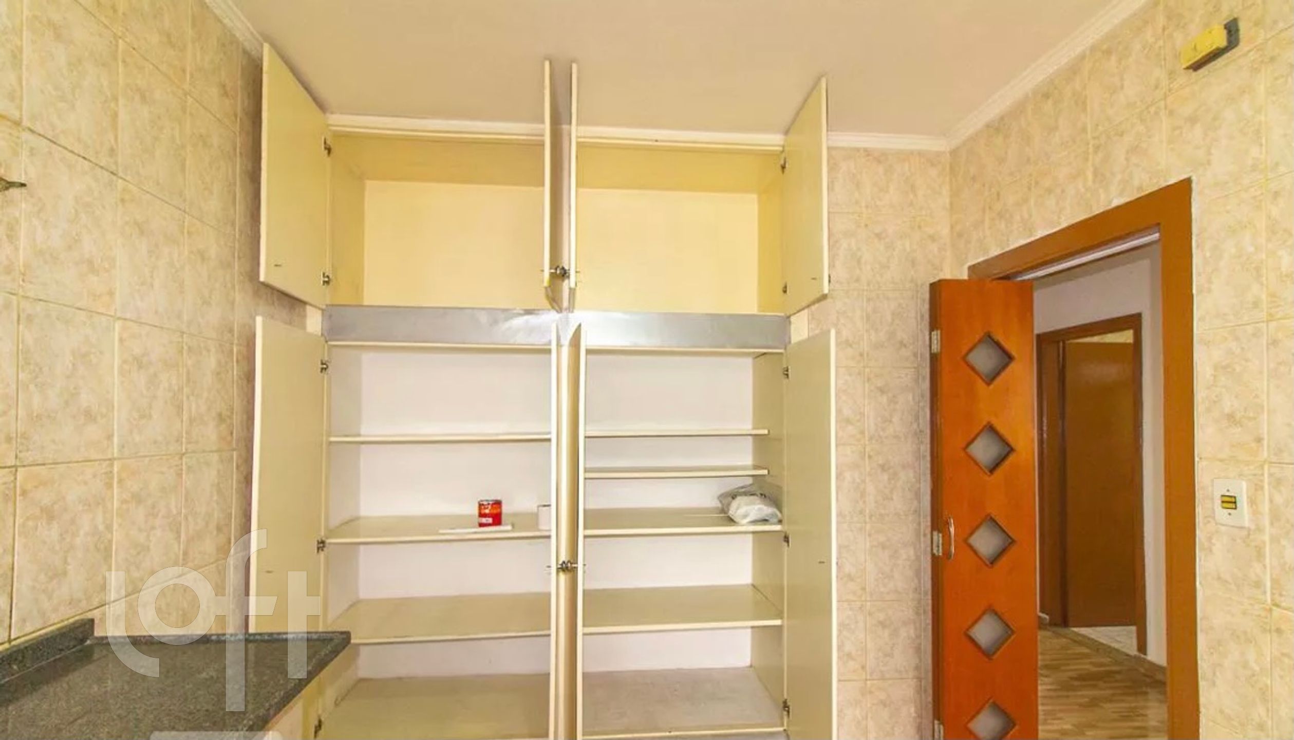 Apartamento à venda com 2 quartos, 100m² - Foto 2