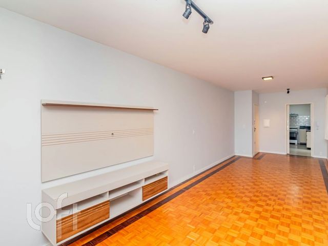 Apartamento com 93m², 2 dormitórios, 2 vagas, São João em Porto Alegre