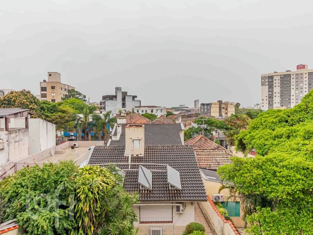 Apartamento com 93m², 2 dormitórios, 2 vagas, São João em Porto Alegre