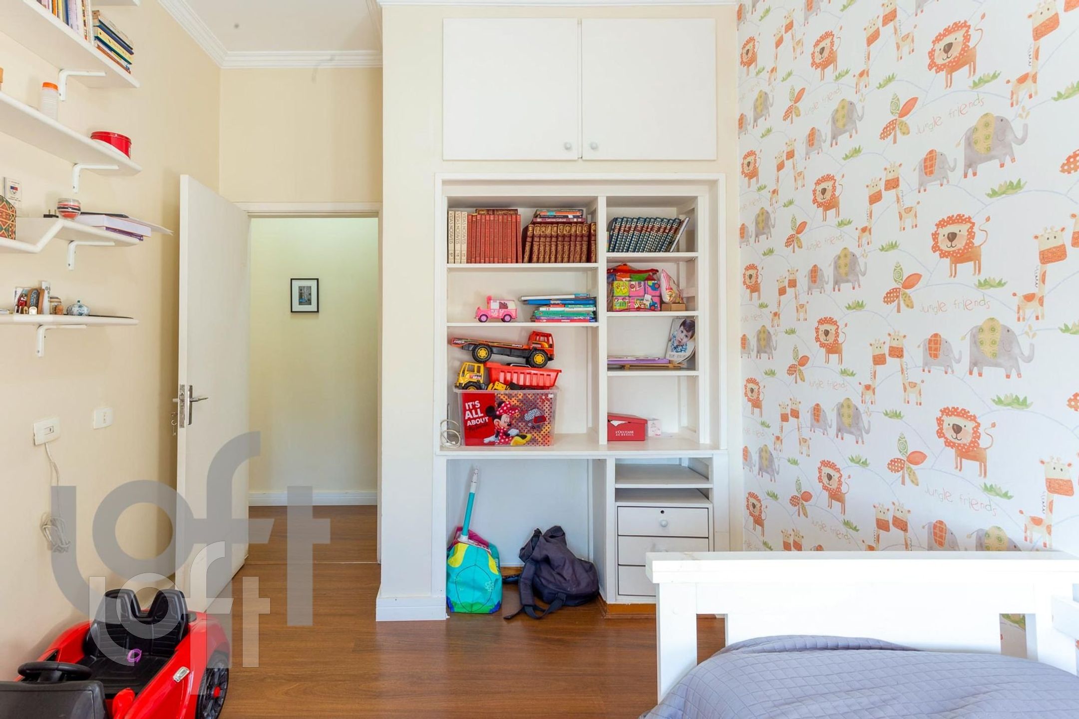 Apartamento à venda com 3 quartos, 130m² - Foto 5