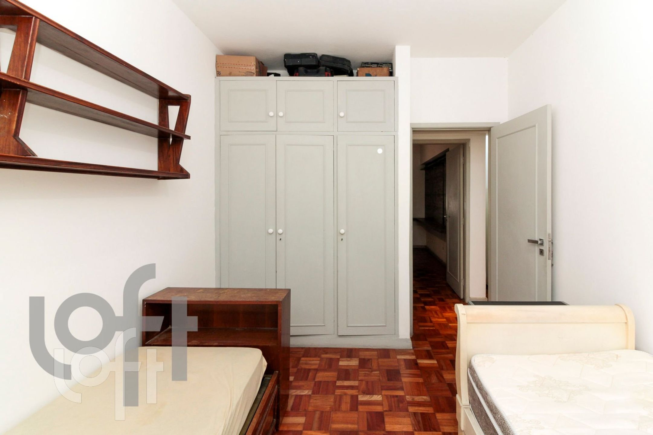 Apartamento à venda com 2 quartos, 77m² - Foto 31