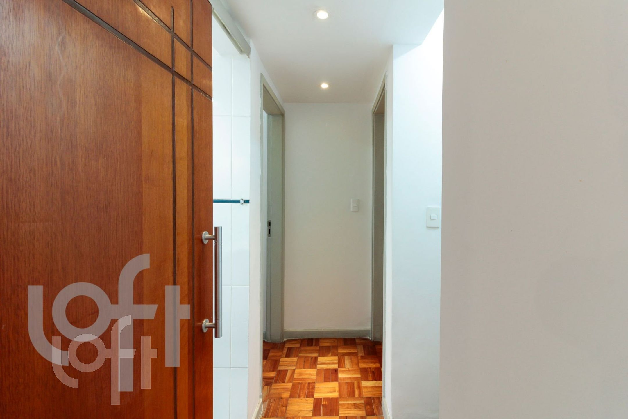 Apartamento à venda com 2 quartos, 77m² - Foto 24