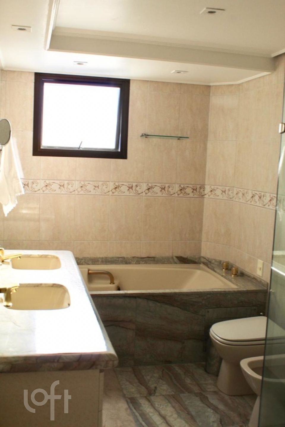 Apartamento à venda com 4 quartos, 230m² - Foto 18