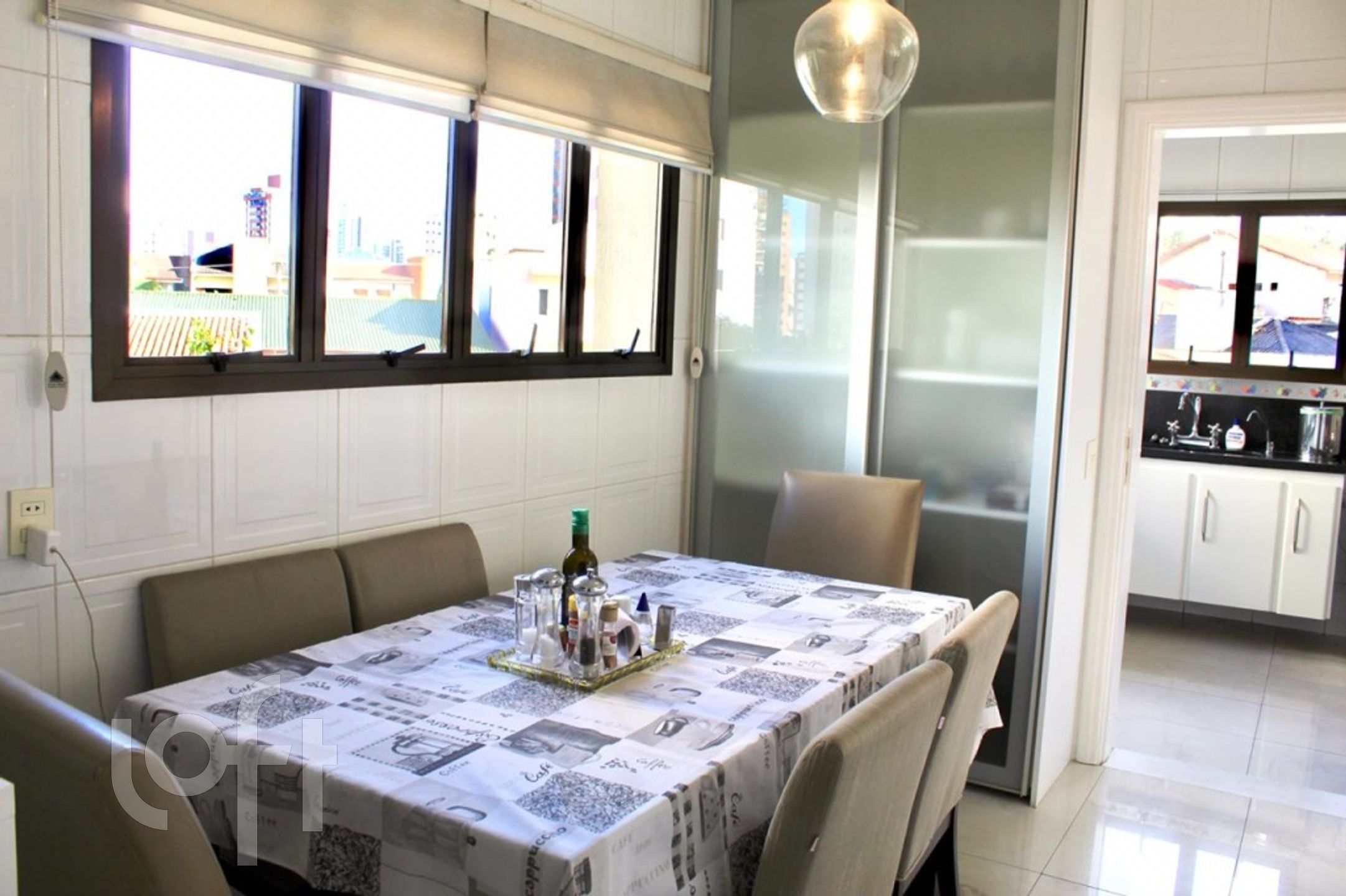 Apartamento à venda com 4 quartos, 230m² - Foto 9