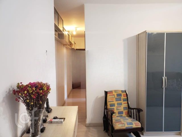 Apartamento com 58m², 2 dormitórios, Santana em Porto Alegre