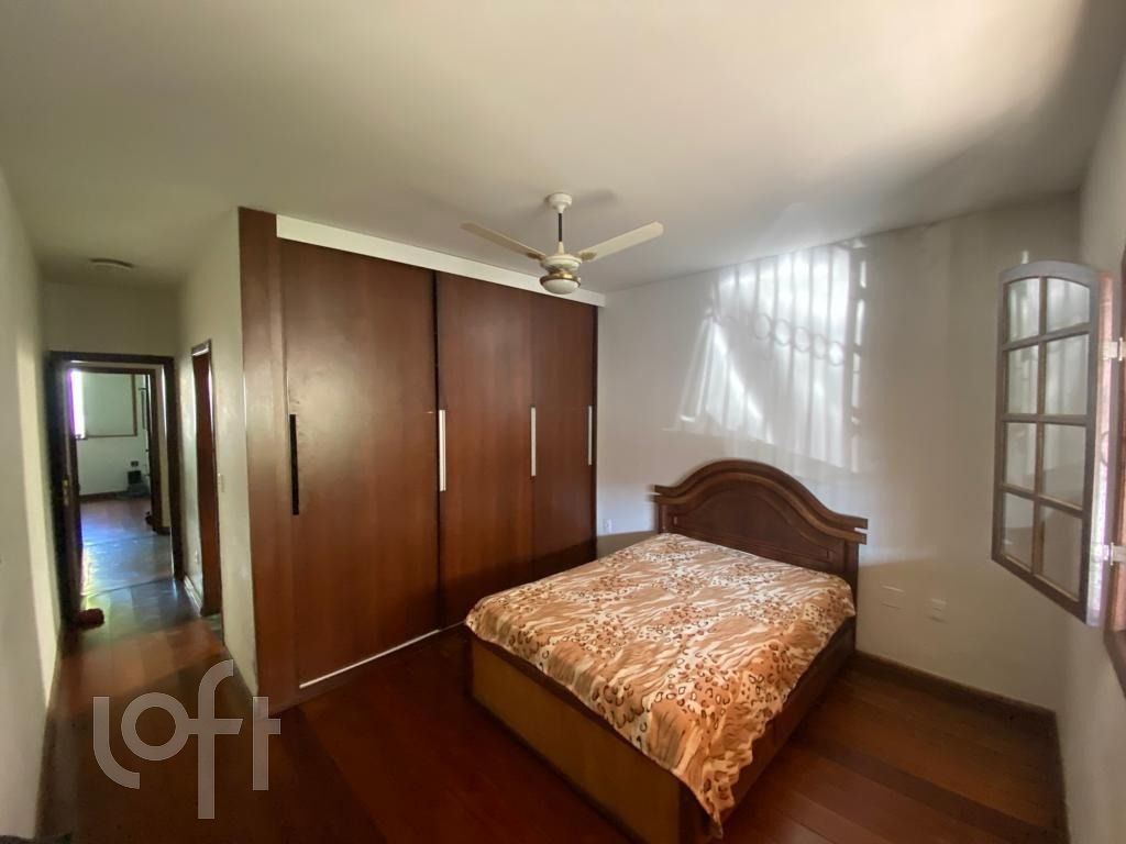 Casa à venda com 3 quartos, 225m² - Foto 11