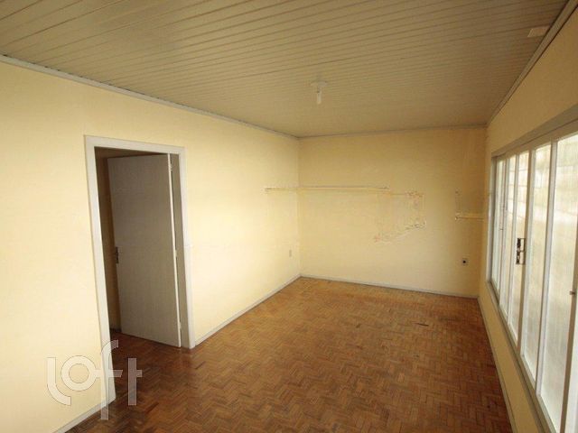 Casa com 250m², 3 dormitórios, 1 suíte, 2 vagas, Cristo Redentor em Porto Alegre