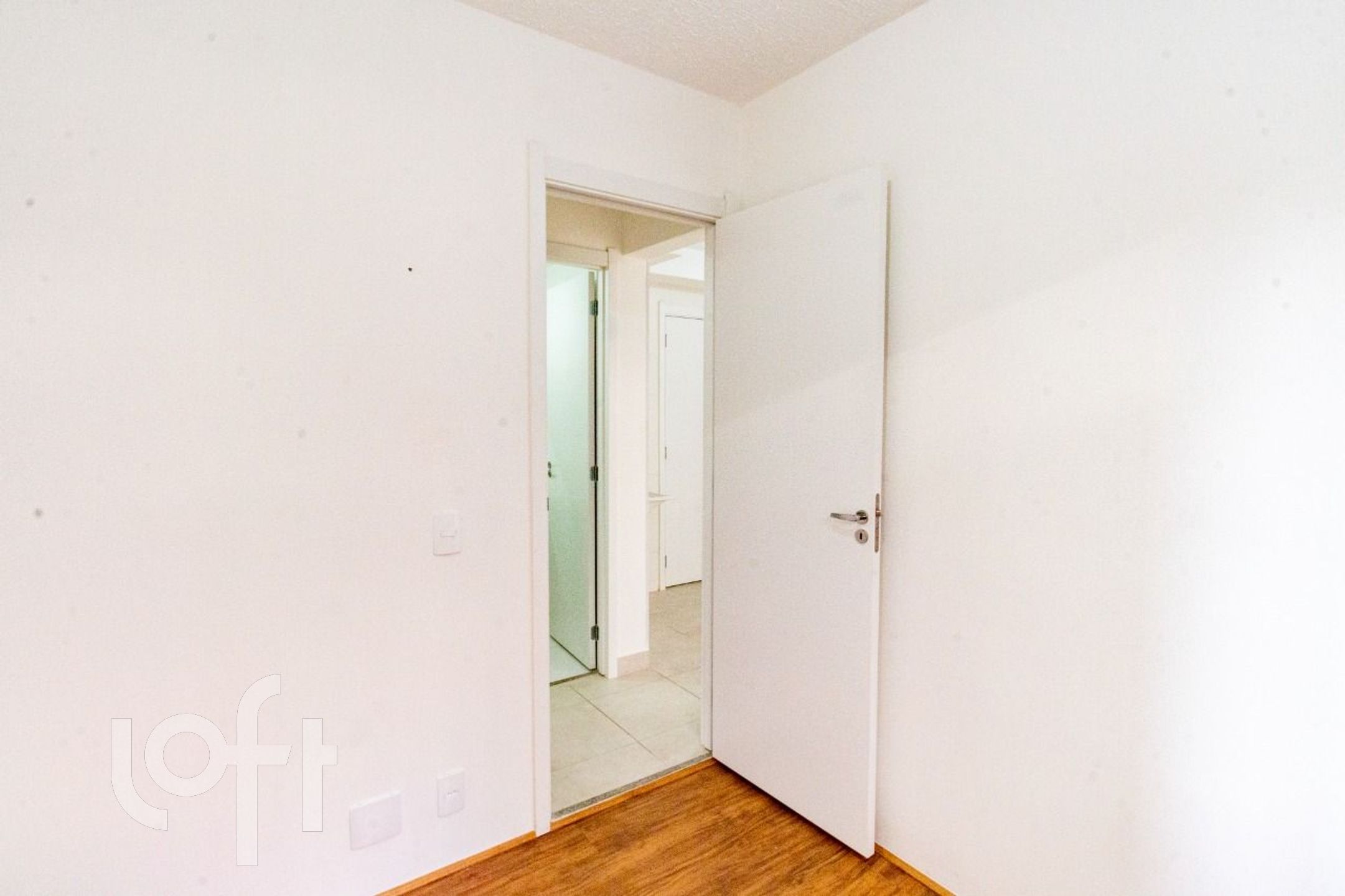 Apartamento à venda com 2 quartos, 34m² - Foto 9