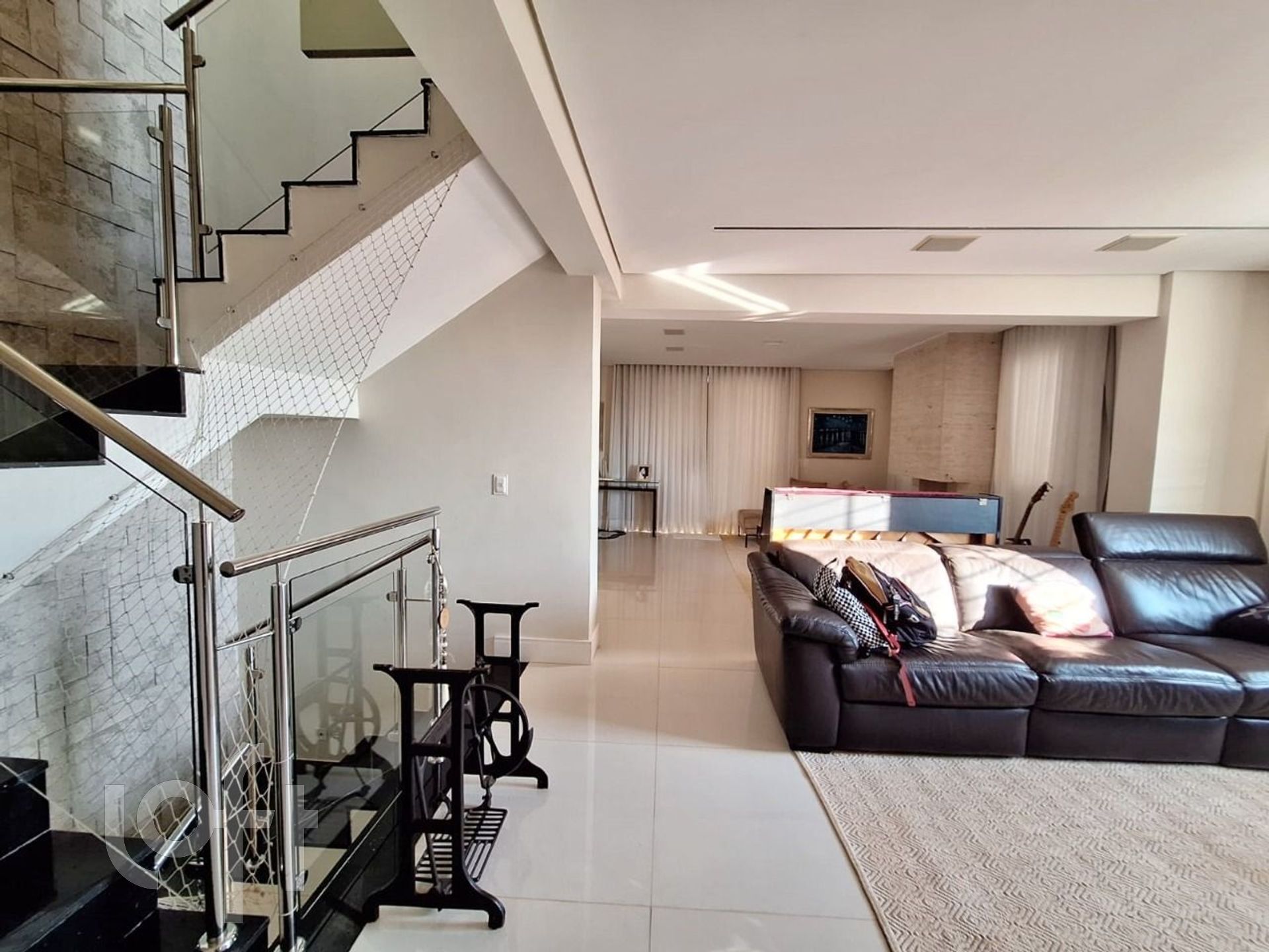 Casa à venda com 4 quartos, 297m² - Foto 5