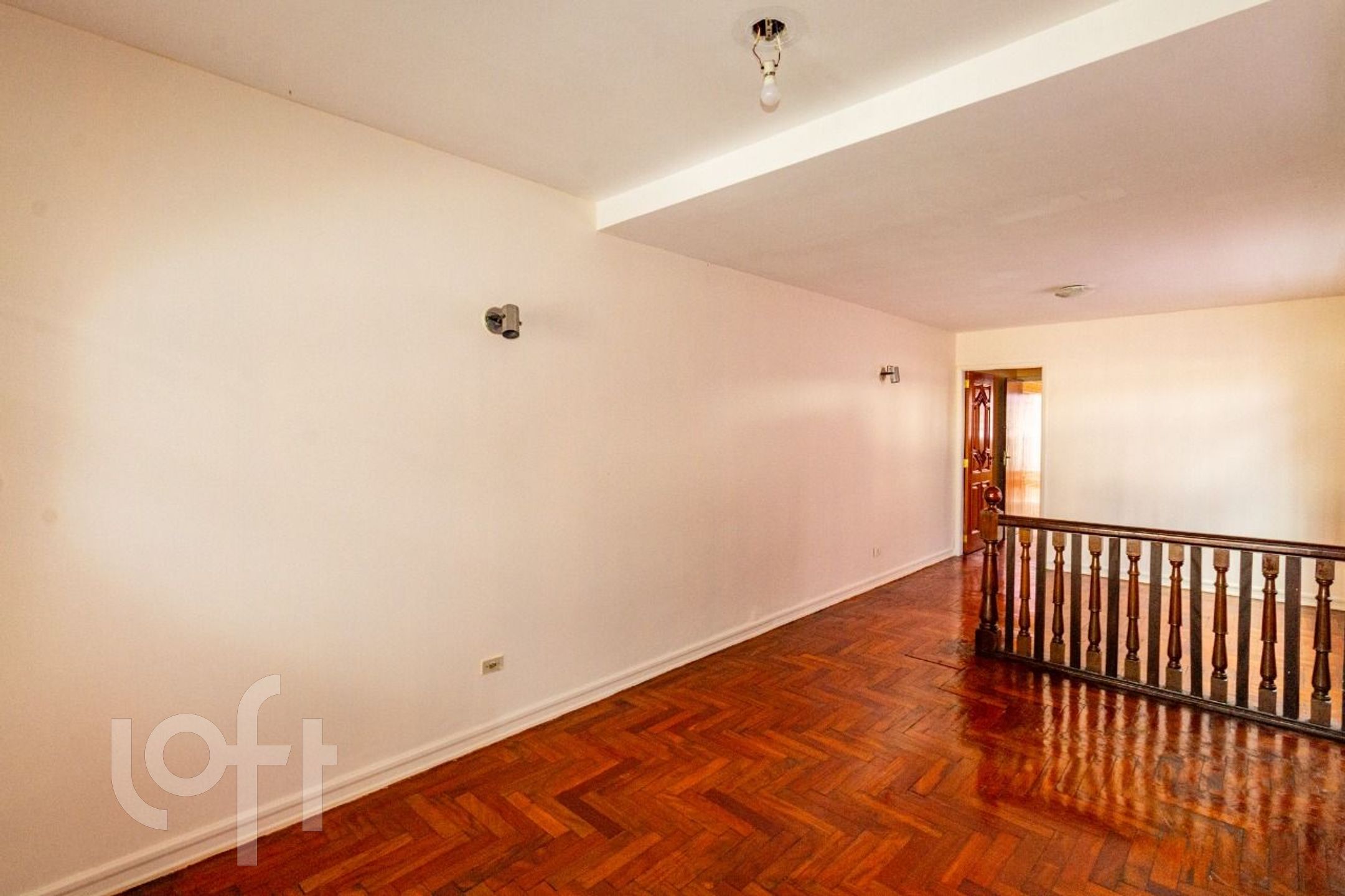 Casa à venda com 3 quartos, 120m² - Foto 4