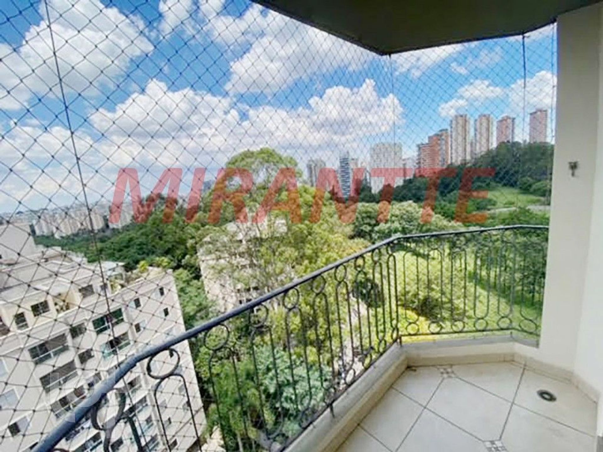 Apartamento à venda com 3 quartos, 193m² - Foto 4