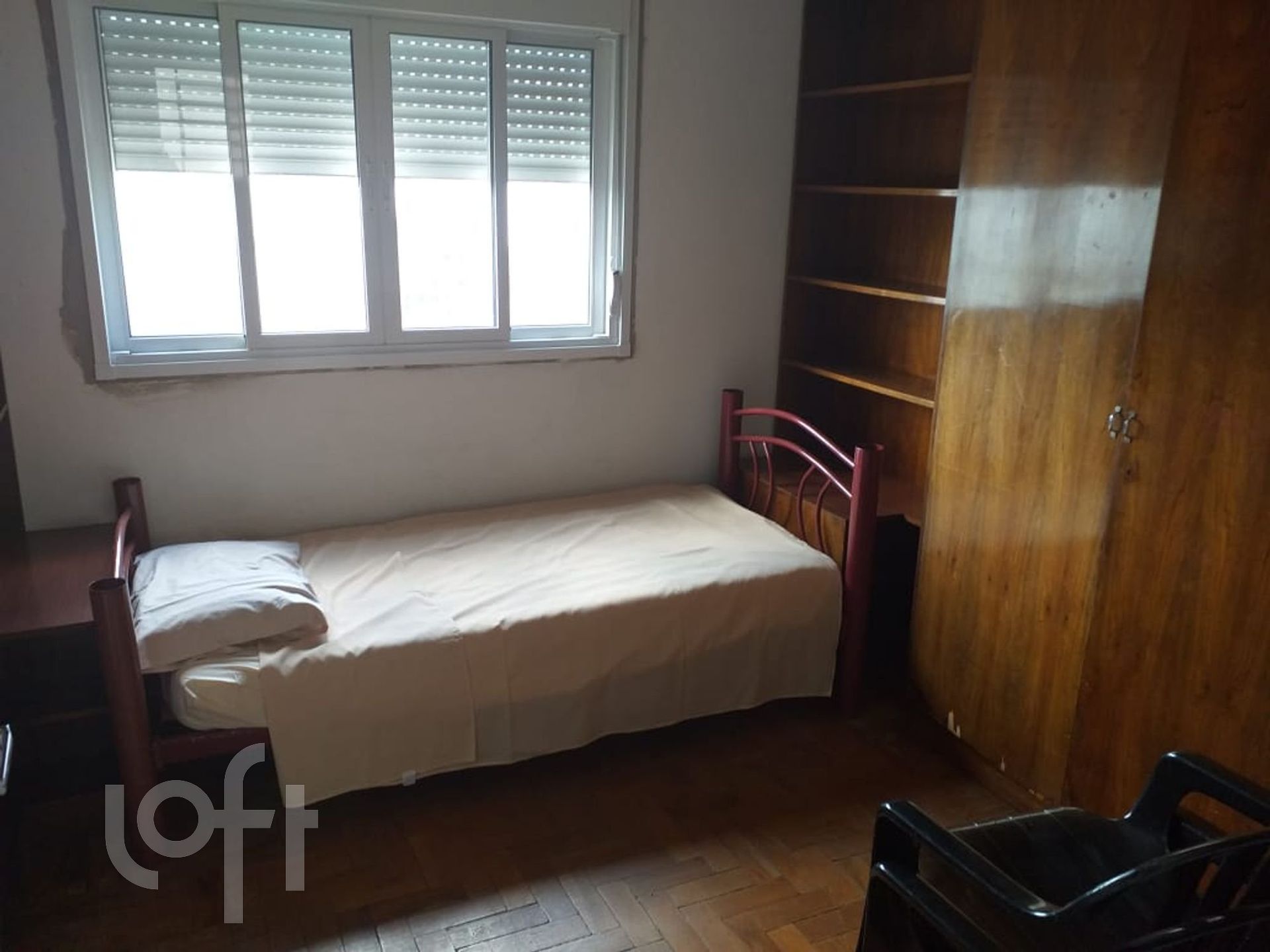 Apartamento à venda com 2 quartos, 76m² - Foto 2