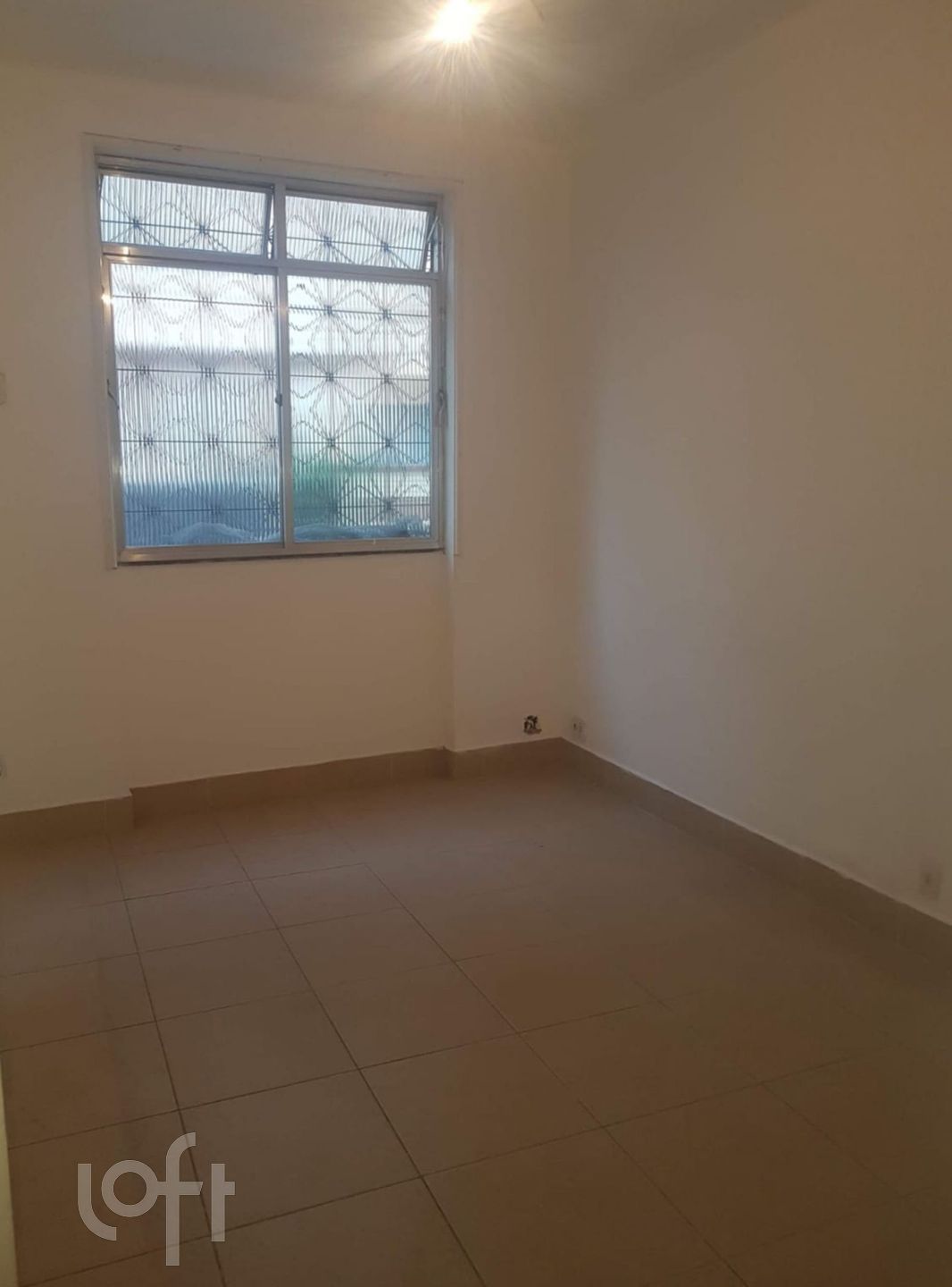 Apartamento à venda com 3 quartos, 95m² - Foto 4