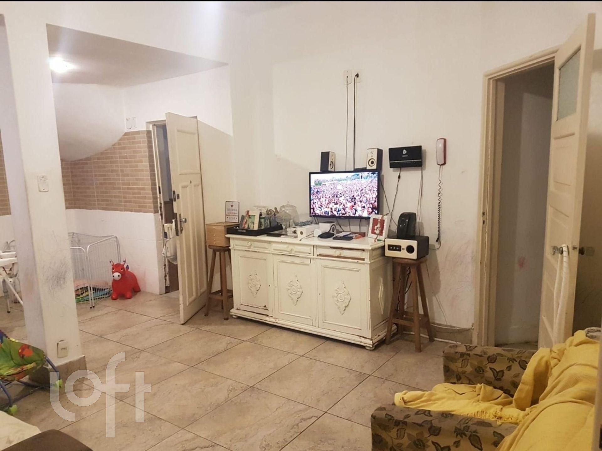 Apartamento à venda com 3 quartos, 95m² - Foto 1