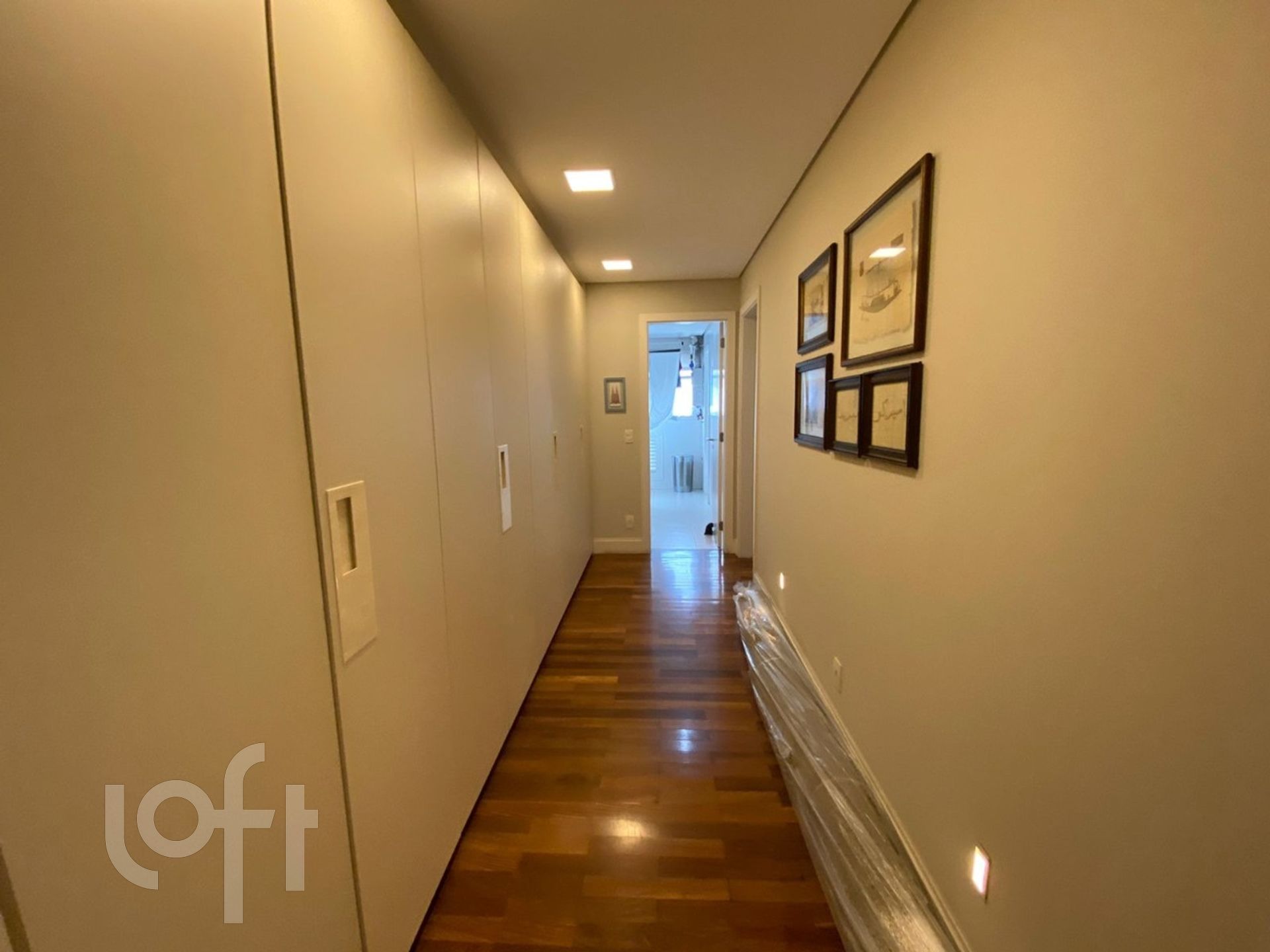 Apartamento à venda com 4 quartos, 340m² - Foto 41