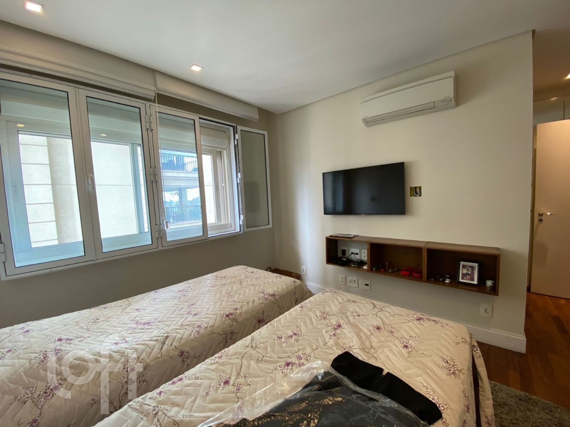 Apartamento à venda com 4 quartos, 340m² - Foto 54