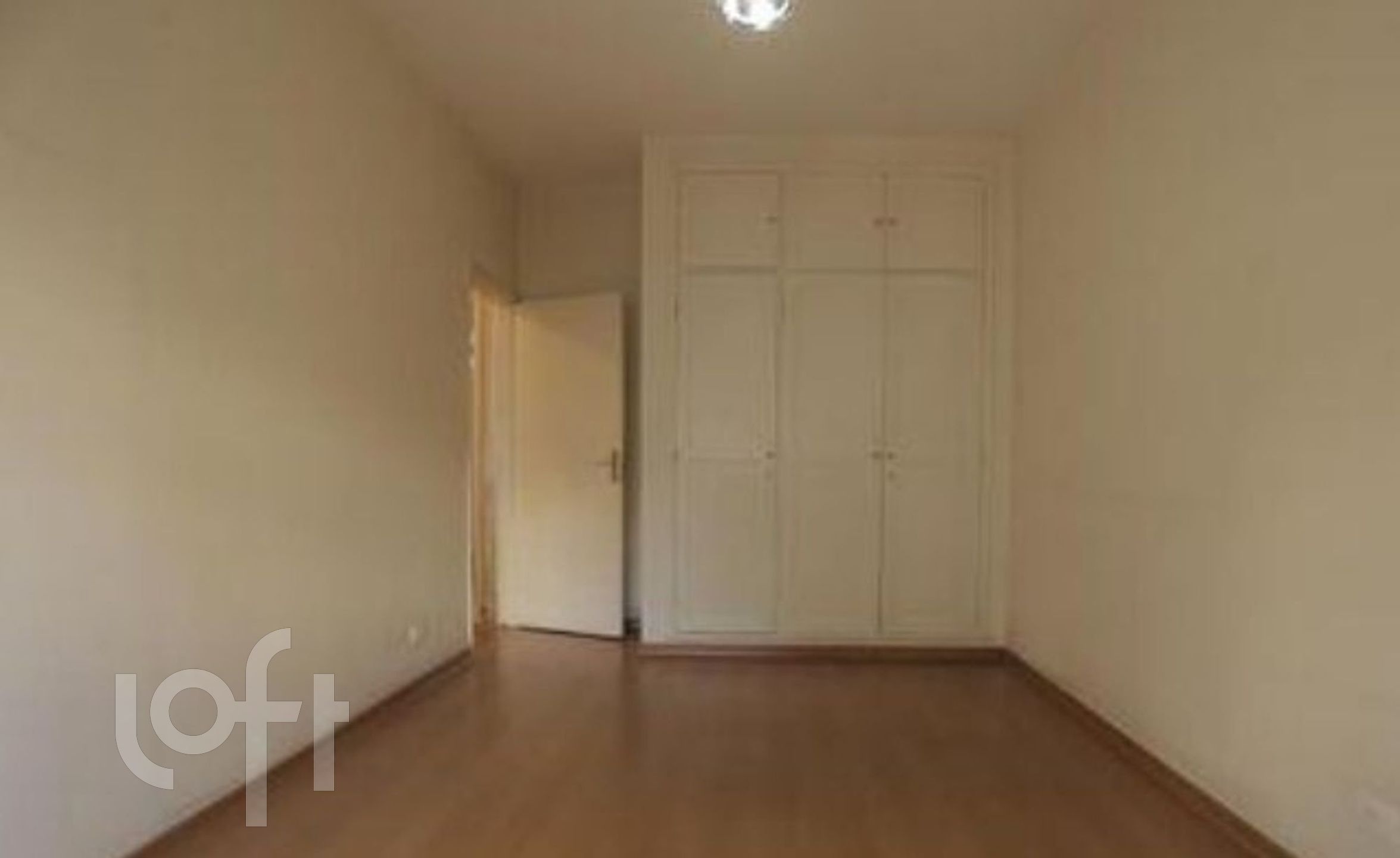 Apartamento à venda com 2 quartos, 110m² - Foto 2