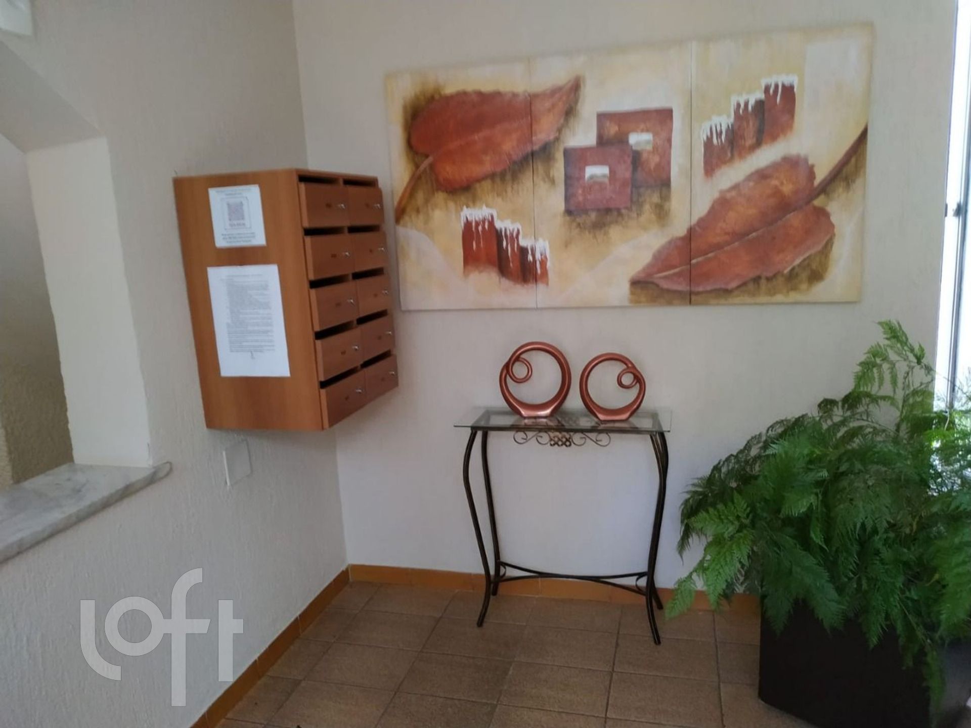 Apartamento à venda com 3 quartos, 104m² - Foto 2