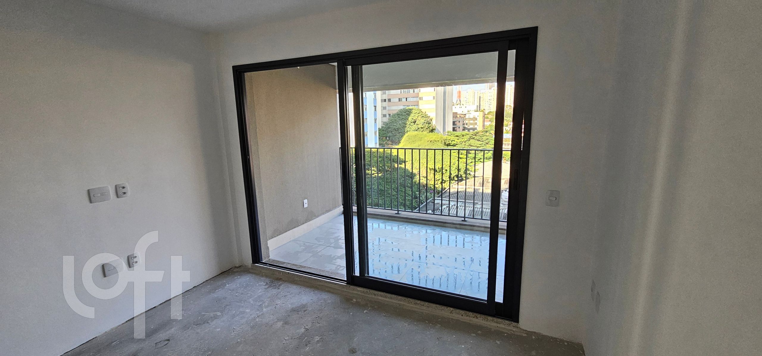 Apartamento à venda com 1 quarto, 27m² - Foto 2