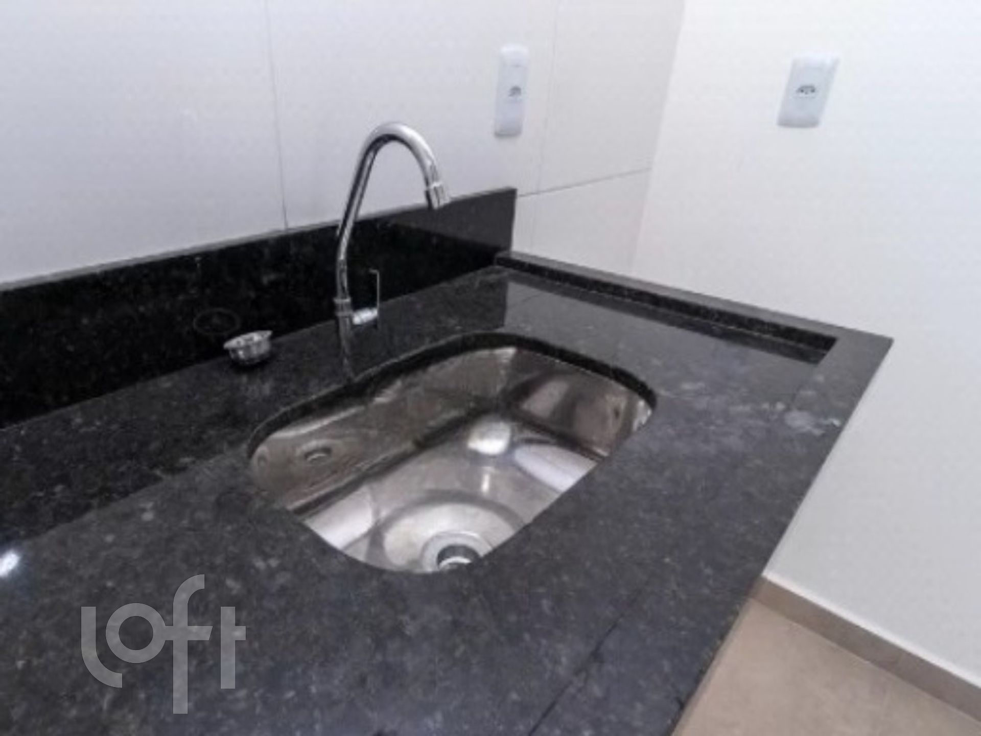 Apartamento à venda com 2 quartos, 35m² - Foto 4