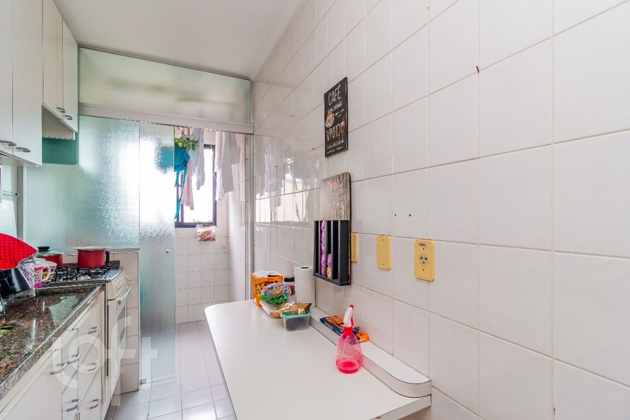 Apartamento à venda com 2 quartos, 66m² - Foto 17