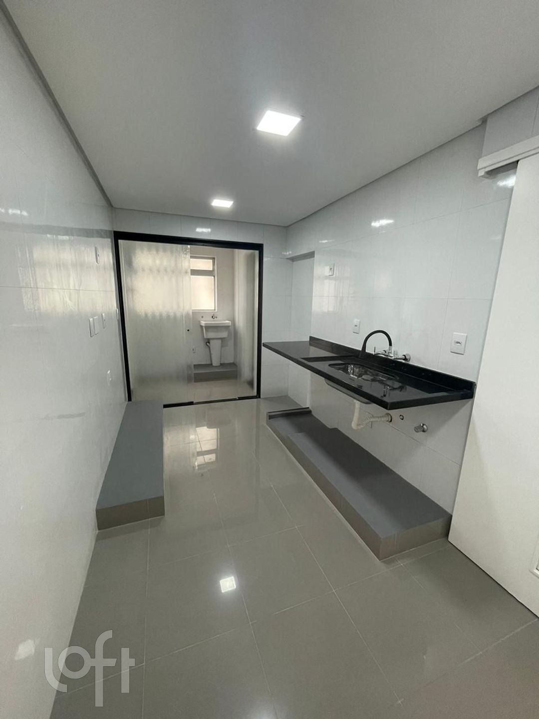 Apartamento à venda com 3 quartos, 92m² - Foto 6