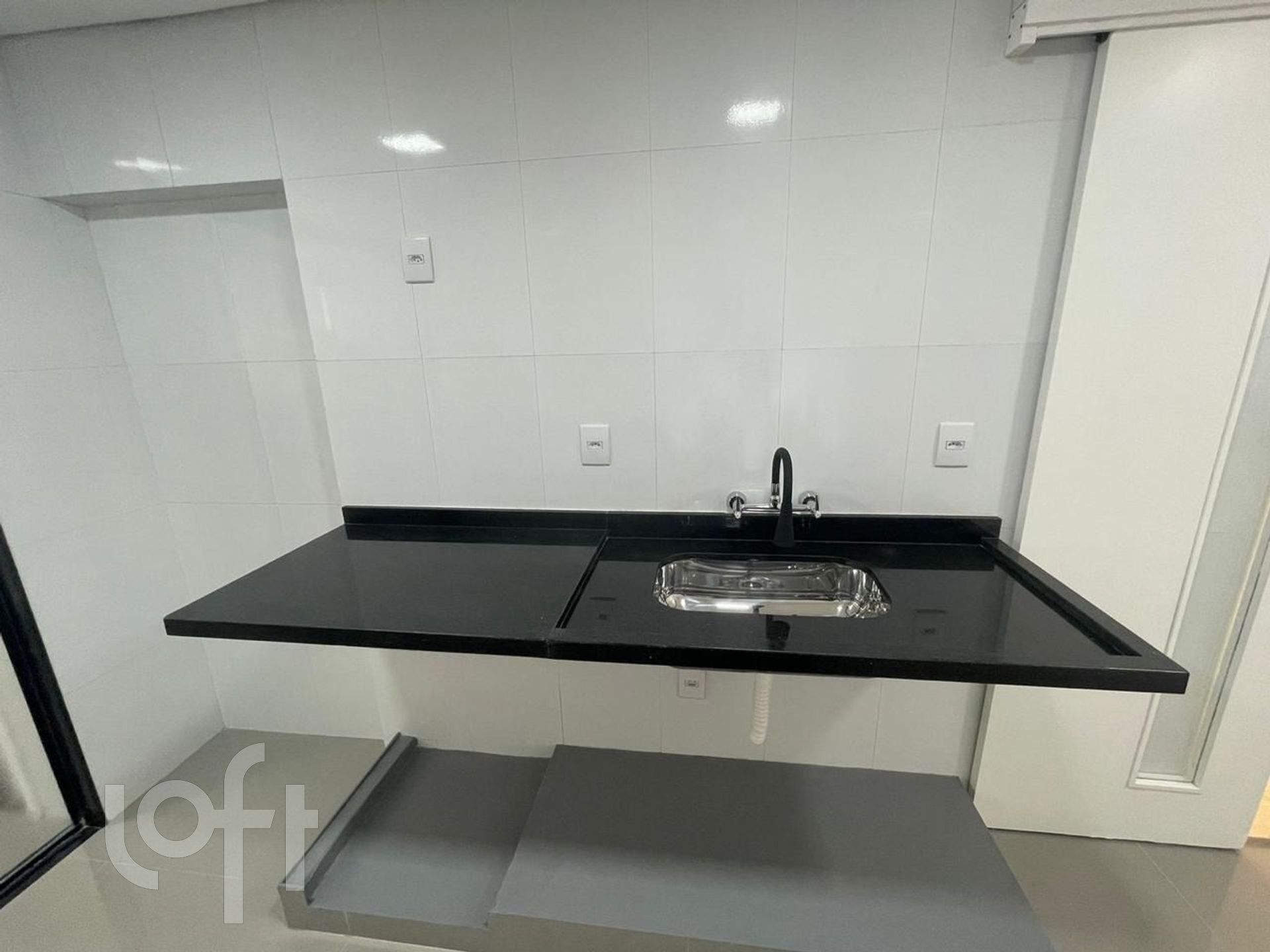 Apartamento à venda com 3 quartos, 92m² - Foto 4