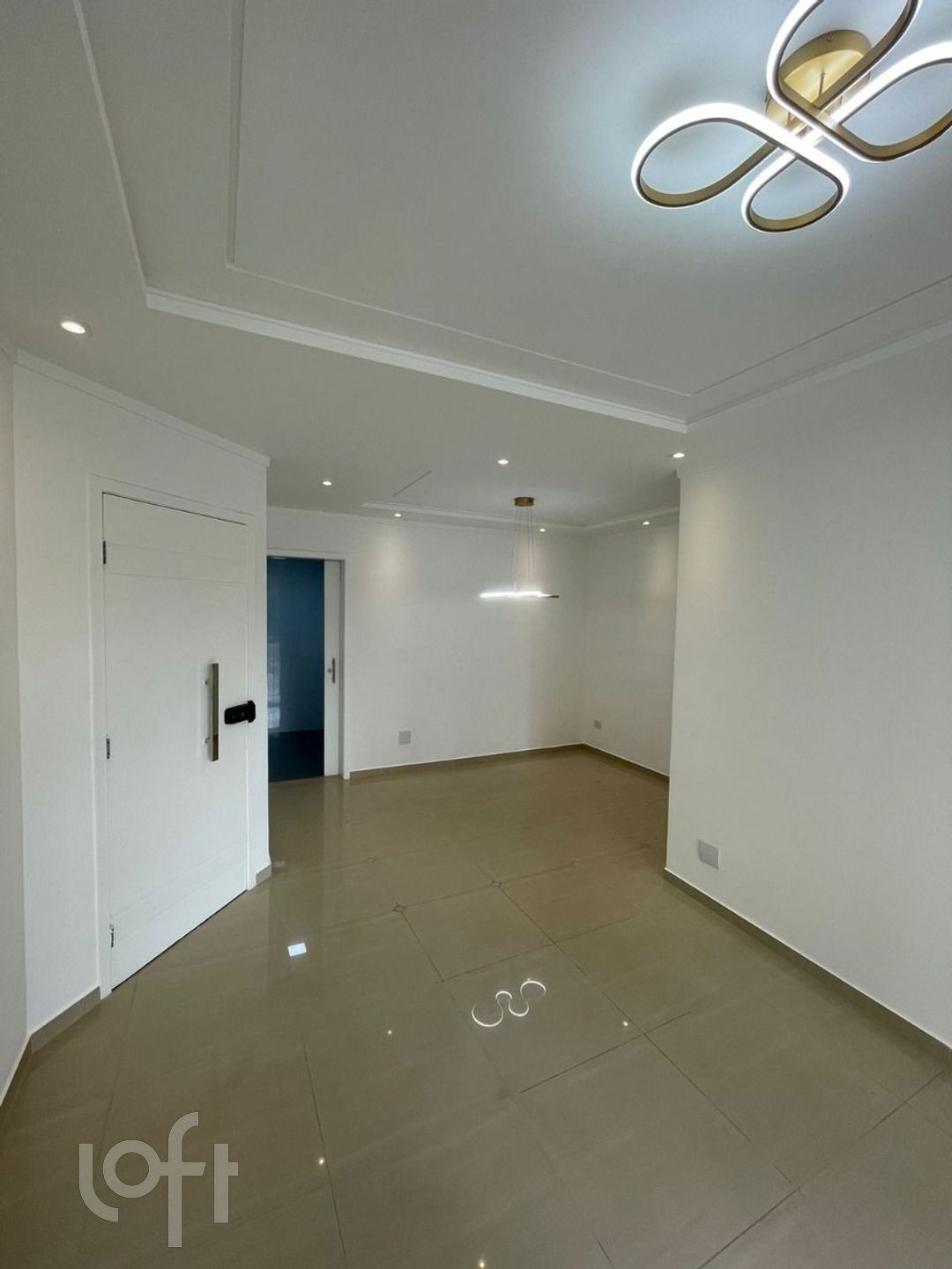 Apartamento à venda com 3 quartos, 92m² - Foto 2