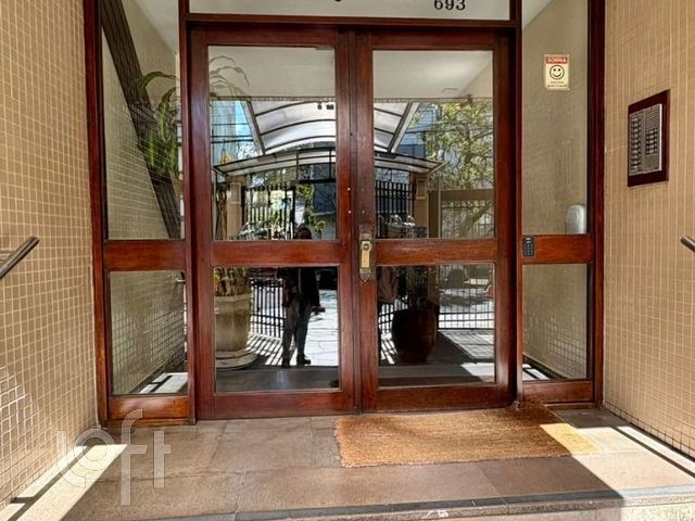 Apartamento com 70m², 2 dormitórios, 1 vaga, Santa Cecília em Porto Alegre