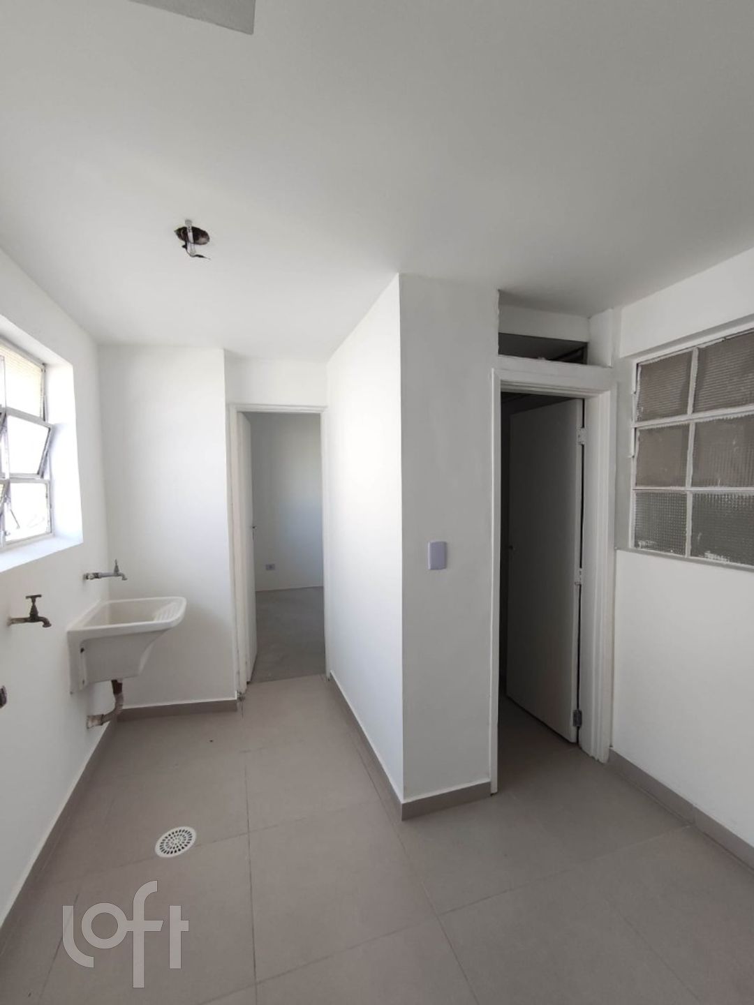 Apartamento à venda com 2 quartos, 111m² - Foto 4