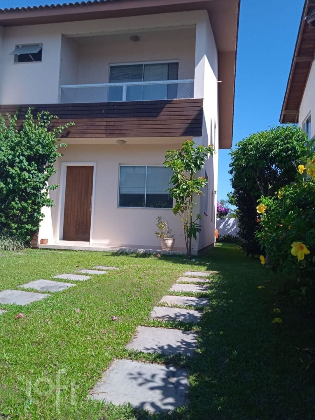 Casa à venda em Moenda com 141 m², 3 quartos, 1 suíte, 2 vagas