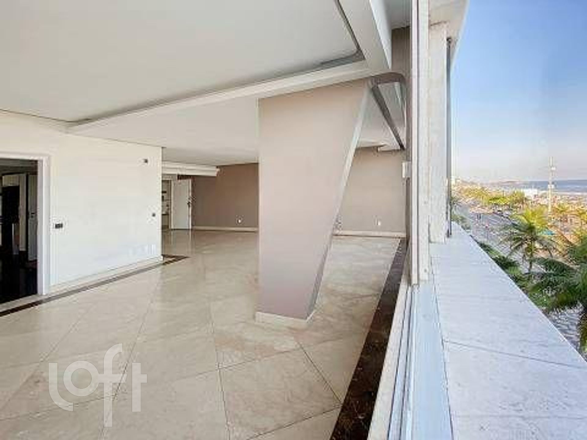 Apartamento à venda com 3 quartos, 222m² - Foto 2