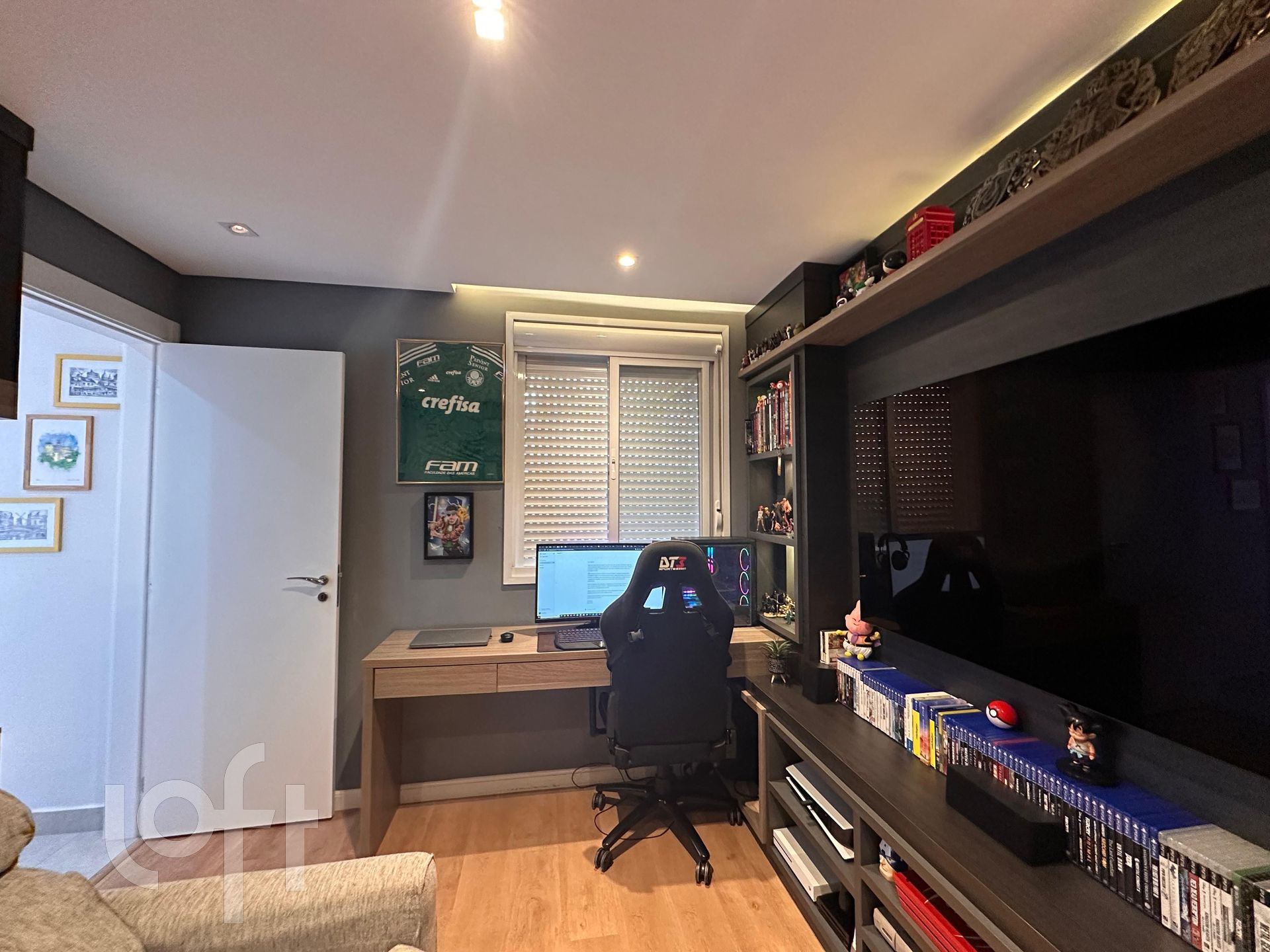 Apartamento à venda com 3 quartos, 81m² - Foto 29
