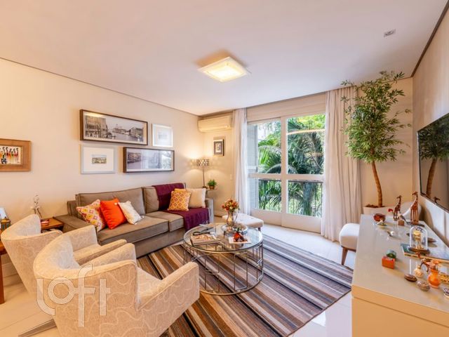 Apartamento com 138m², 3 dormitórios, 1 suíte, 1 vaga, Santana em Porto Alegre