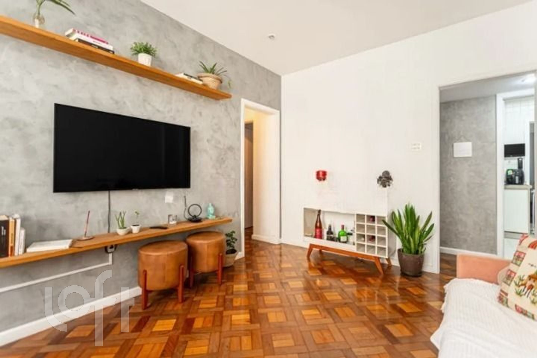 Apartamento à venda com 2 quartos, 72m² - Foto 2