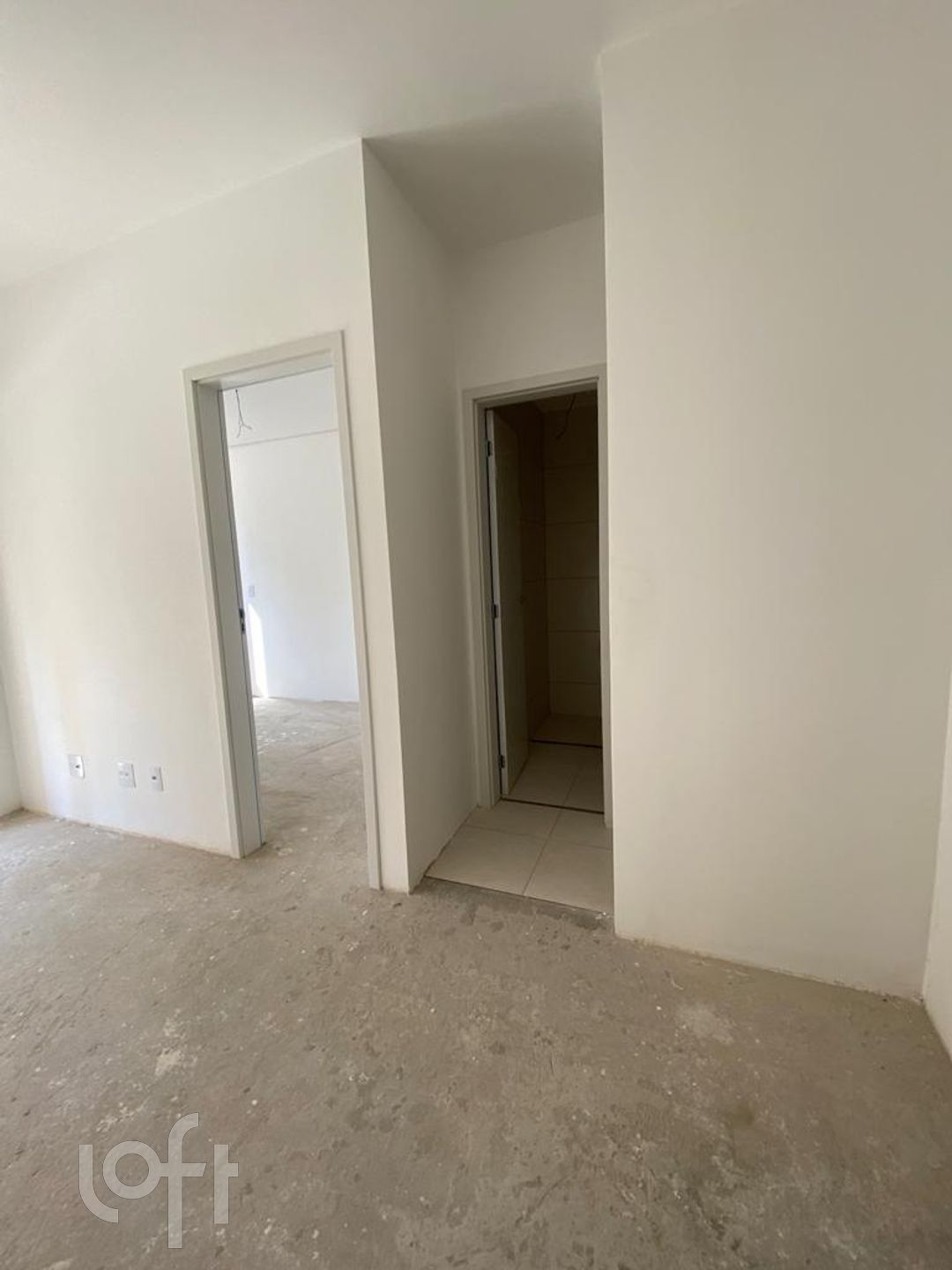 Apartamento à venda com 1 quarto, 40m² - Foto 2